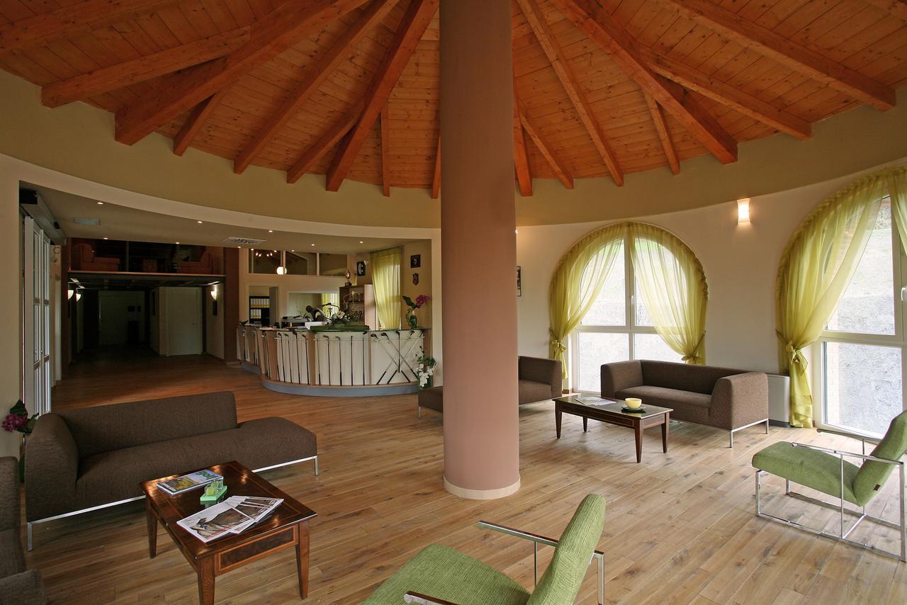 Hotel Golf Valcurone Momperone Exterior foto